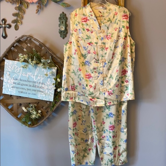 intimate essentials sleepwear